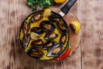 Черноморски миди с ориз